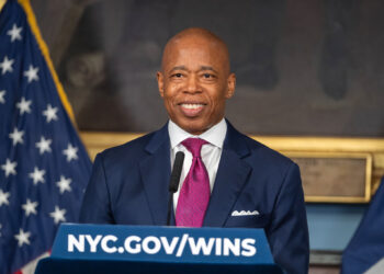 Mayor Adams Extends Free Internet to 330,000 NYCHA Residents Through 2028