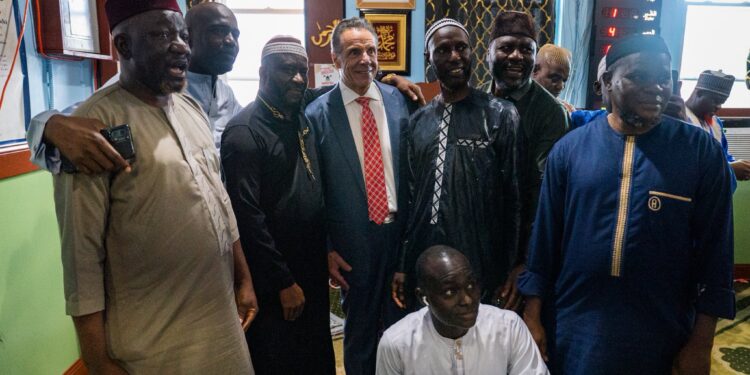 Imam of Darou Salam Mosque Welcomes Cuomo, Backs Arabic Charter School