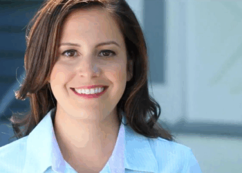 Elise Stefanik Enters New York Governor Race, Targets Hochul’s Record